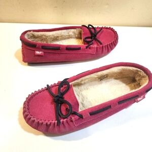 VINEYARD VINES Pink Sued Leather Faux Fur Linning Slippers size 6M